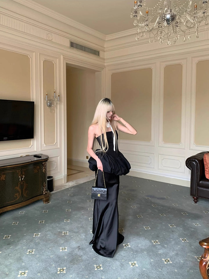 サテンペプラム オードリートップス[白・黒]