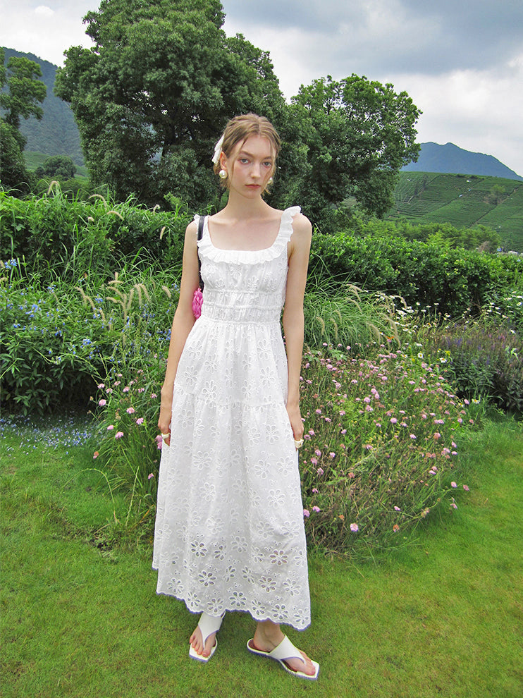 Mini frill round neck lace punching white dress 