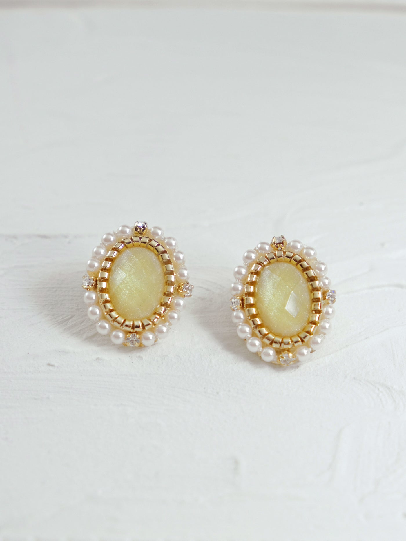 No.001 "pitiful" honey yellow drop earrings 