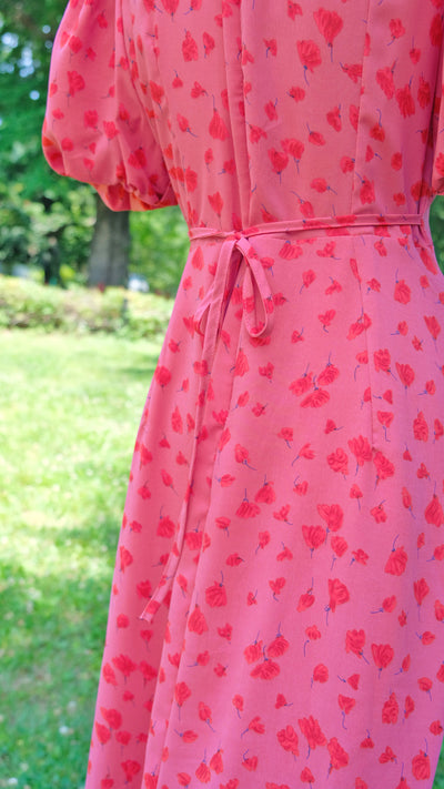 ローズピンク パフスリーブドレス