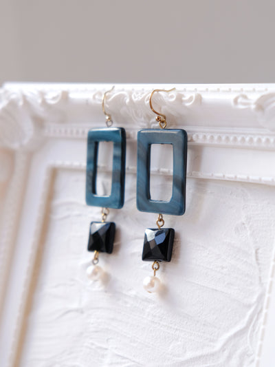 No.007 "resoulte" Natural stone x Avalon earrings 