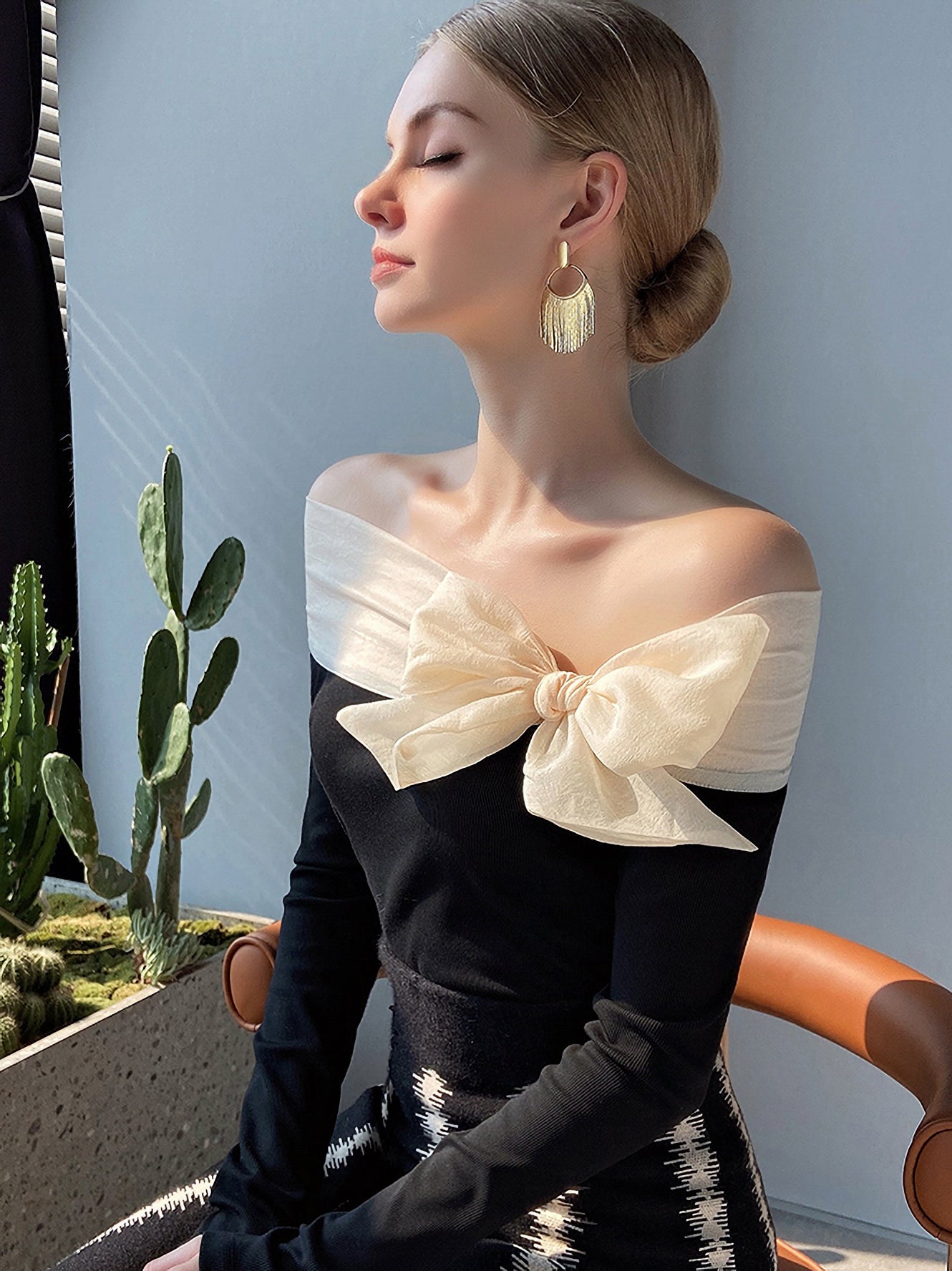 Classical ribbon off shoulder tops – Jasmine