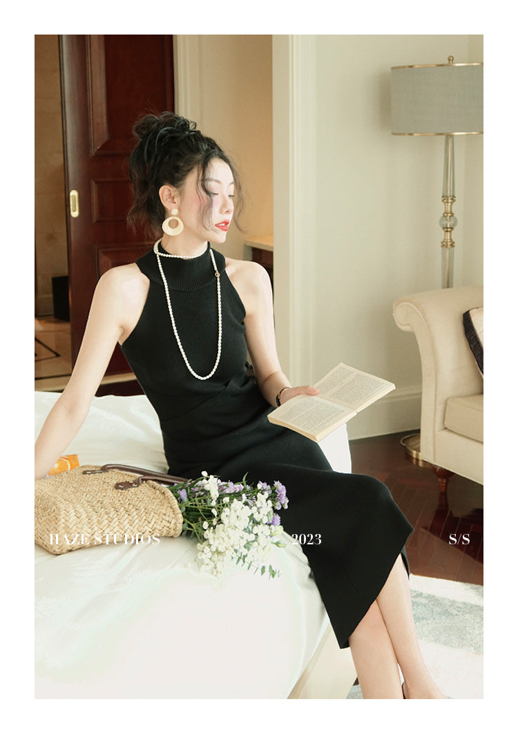 Halter neck dress [white/black/light blue/beige] 