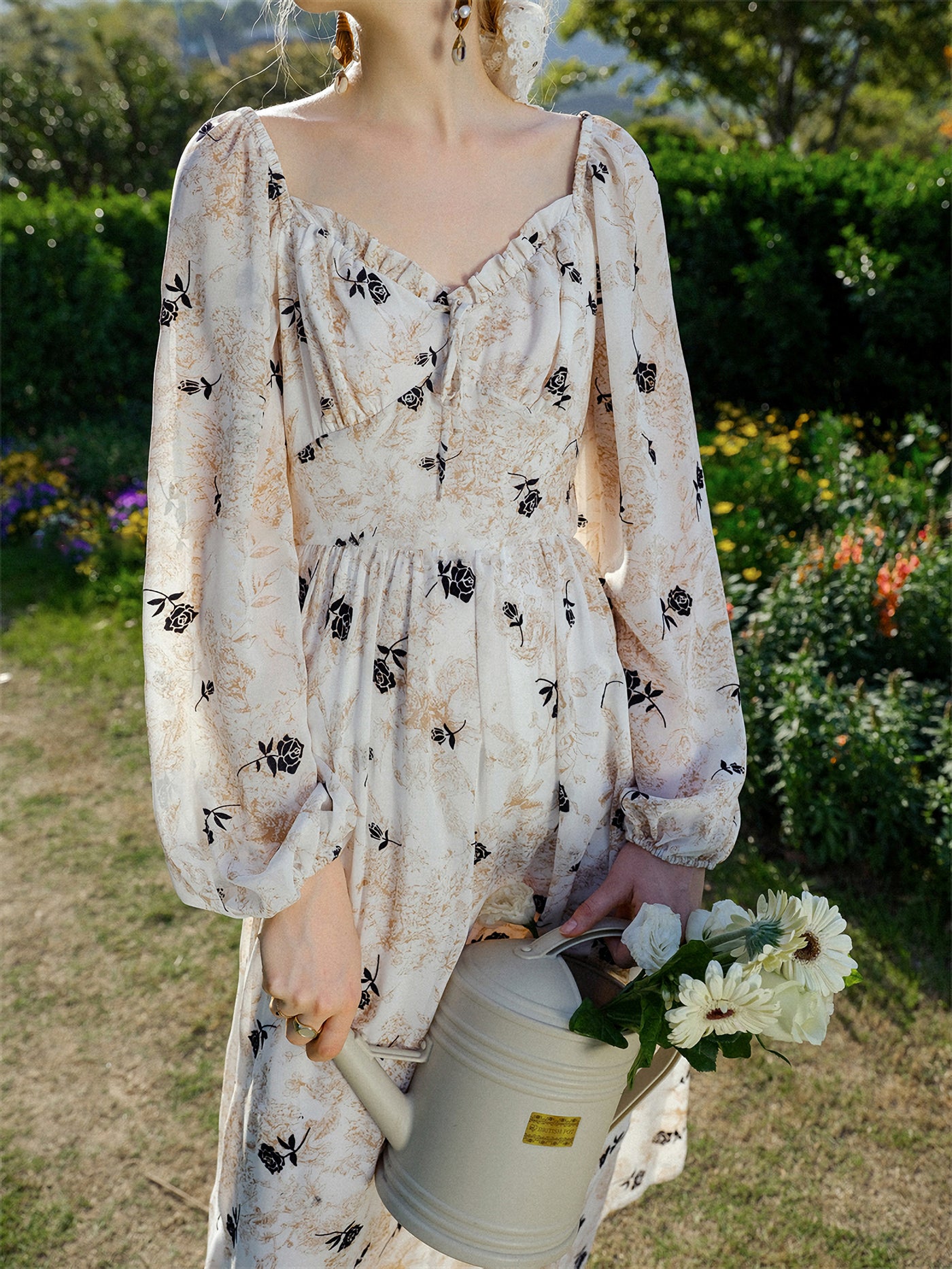 Black rose antique chiffon dress 